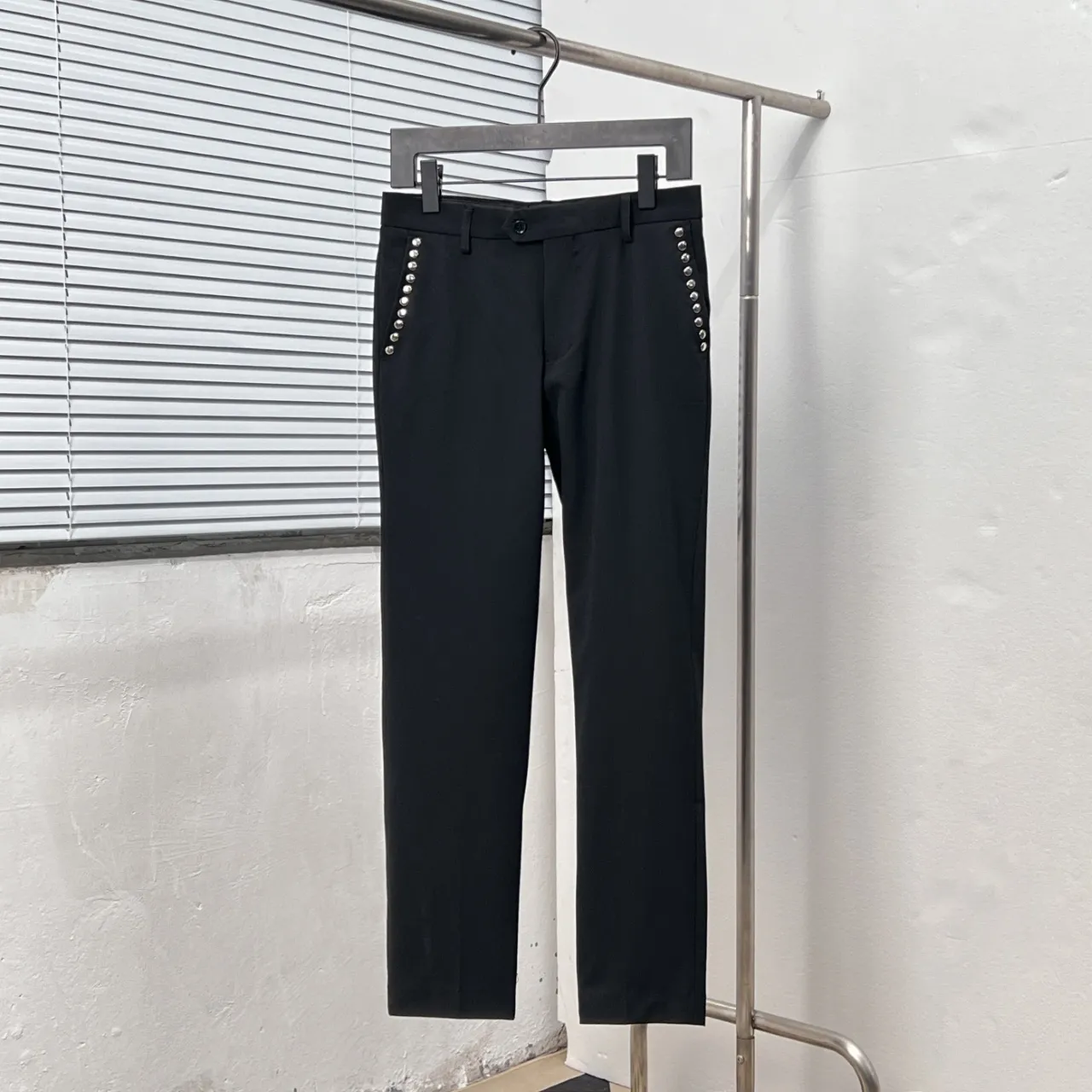 Alexander Mc Quee · Sizes：30.31.32.33.34.36.38